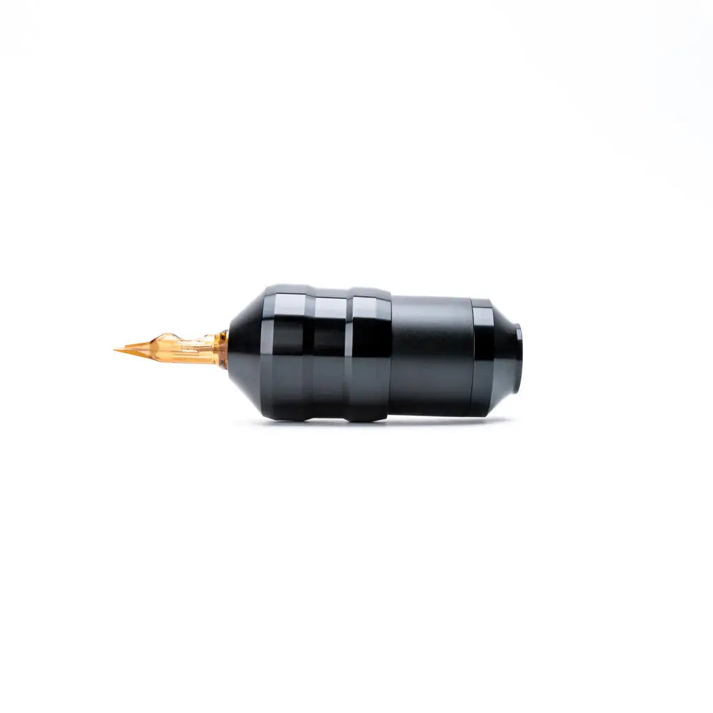 Acus C2 black tattoo machine with gold-colored needle tip designed for precision tattooing