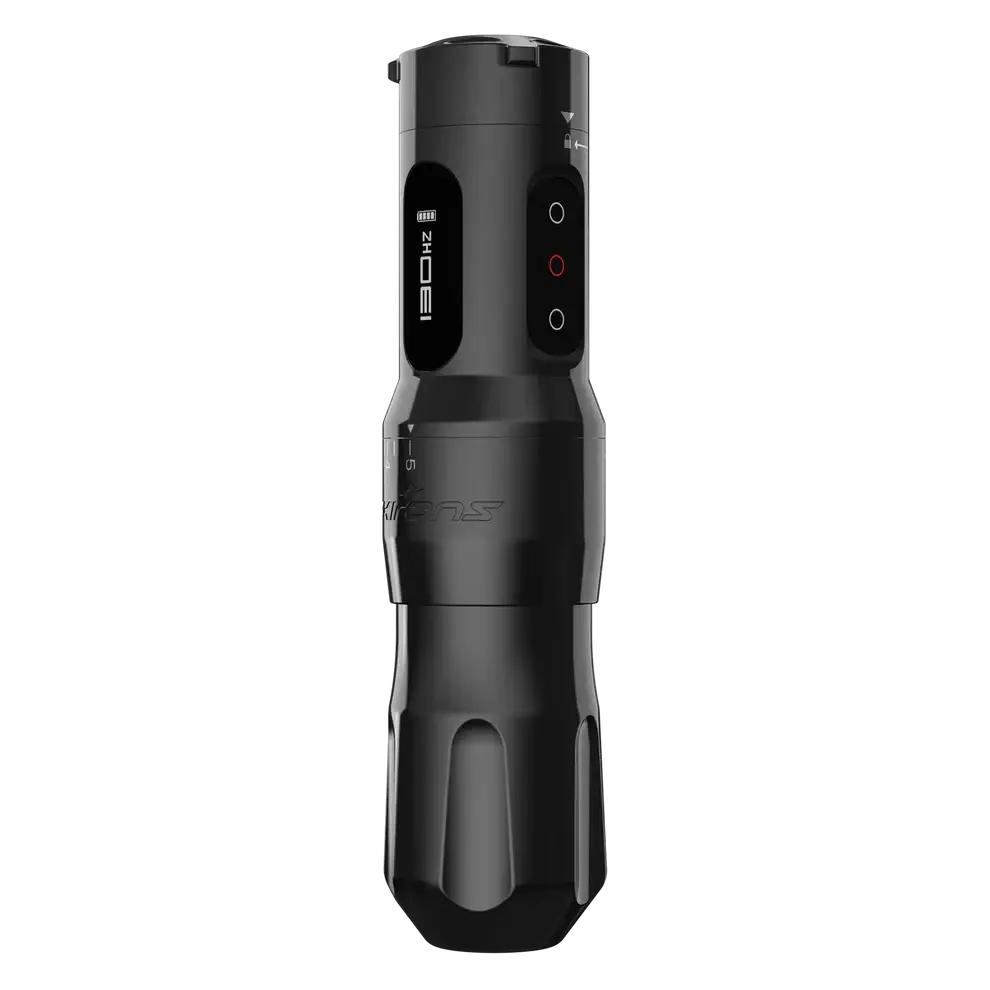 Schwarze kabellose fk irons One Adjust-Tätowiermaschine mit mattem Finish, digitalem Display und Steuertasten im Stealth-Design