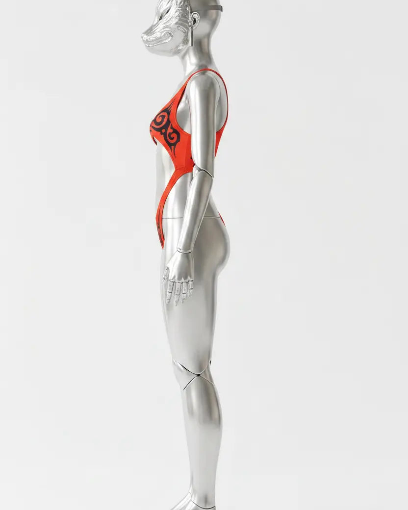 Red Tribal Trikini - Seite auf Fox-Mannequin