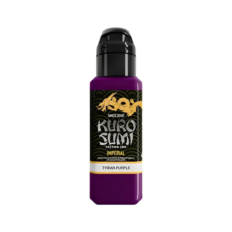 Elegante violette kuro sumi Tattoo-Farben-Flasche mit schwarzem Deckel und goldenem Drachenlogo, beschriftet mit Tyrian Purple