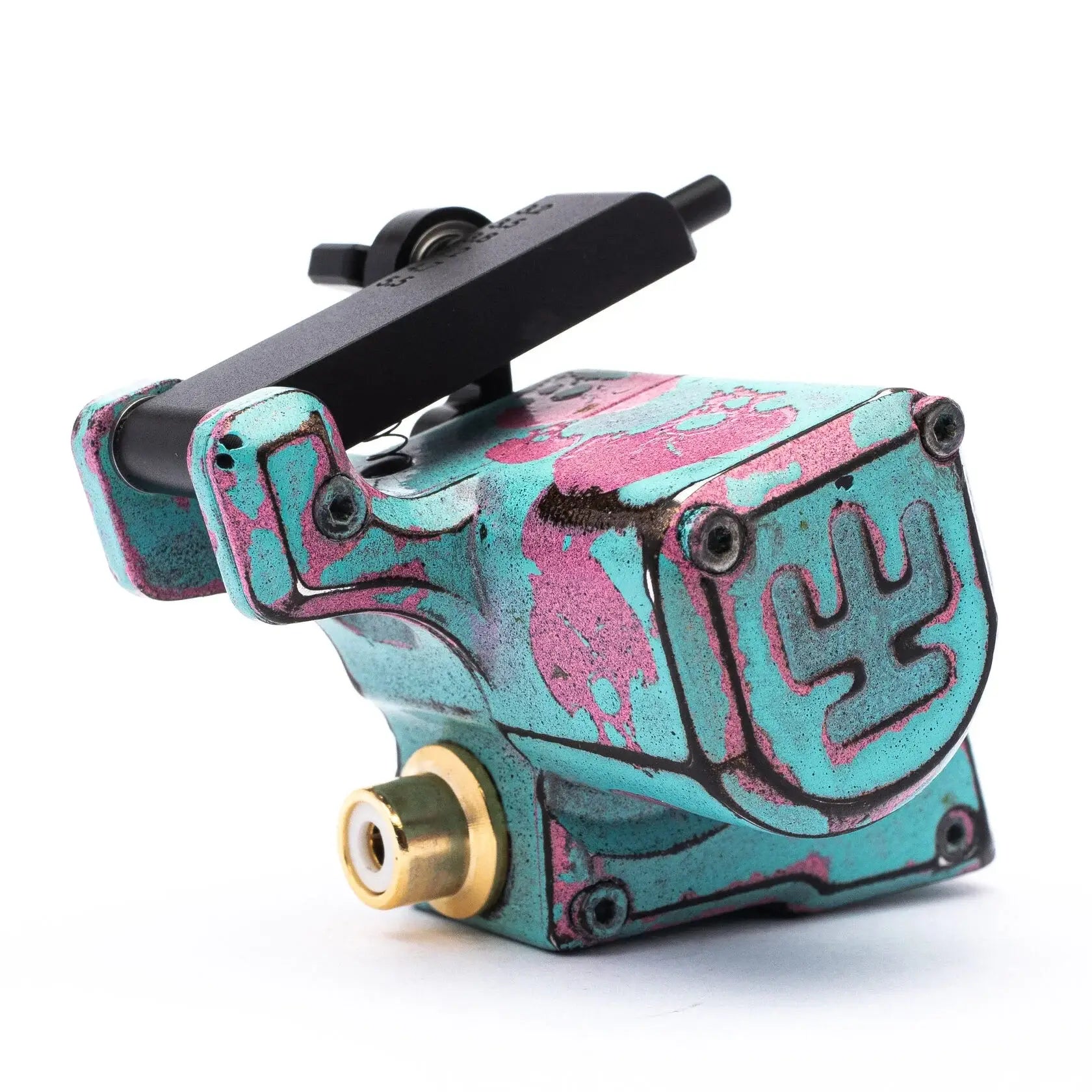 VLAD BLAD Avenger 2 Pro Skull Bubblegum Tattoo-Maschine mit türkis- und pinkfarbener Used-Look-Oberfläche, schwarzem Griff und goldenem Anschluss