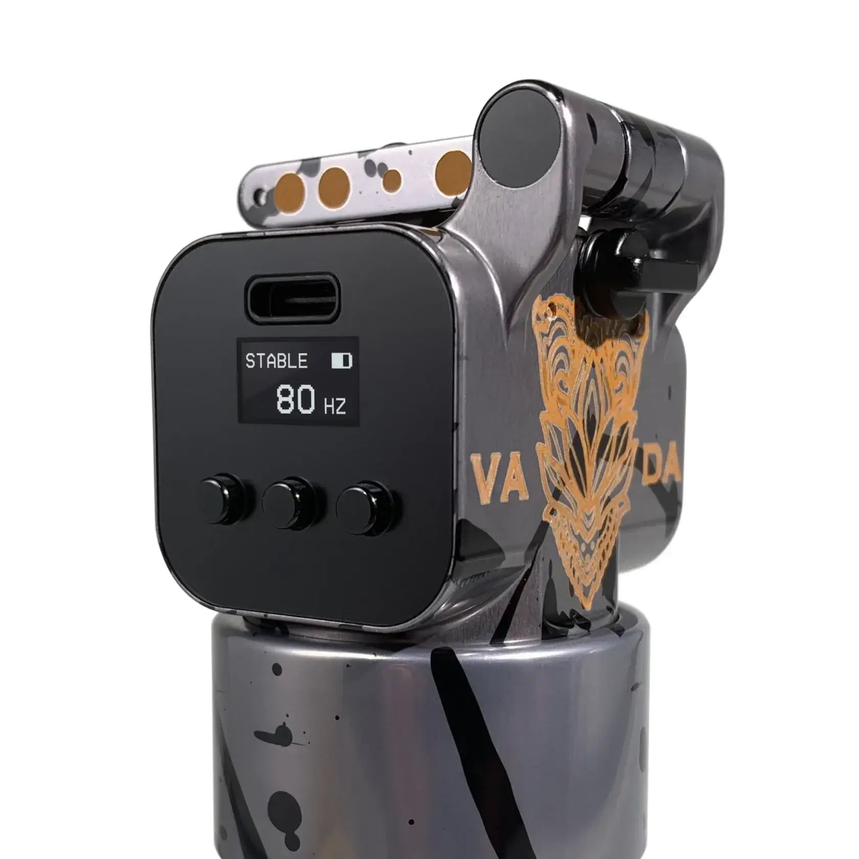 Schwarze und goldene Vanda-Tattoo-Maschine Vlada Blad Ultron 4 Pro von Francesco Niccolini mit digitaler 80-Hz-Anzeige