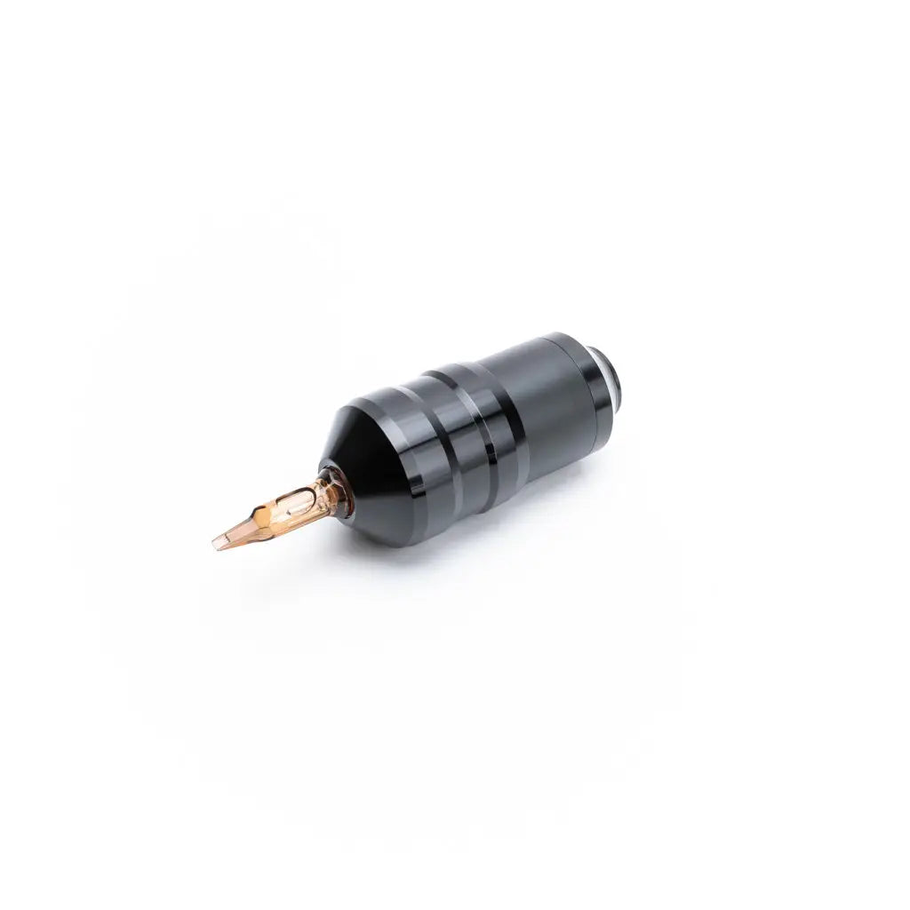 Black tattoo machine acus c2 with gold-colored needle tip designed for precise and durable tattooing