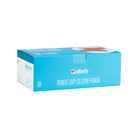 Blaue rechteckige Box mit SAFERLY-Spülkappen mit Schaum, 24 Stück, mit weißer Schrift und rotem Kreuzlogo