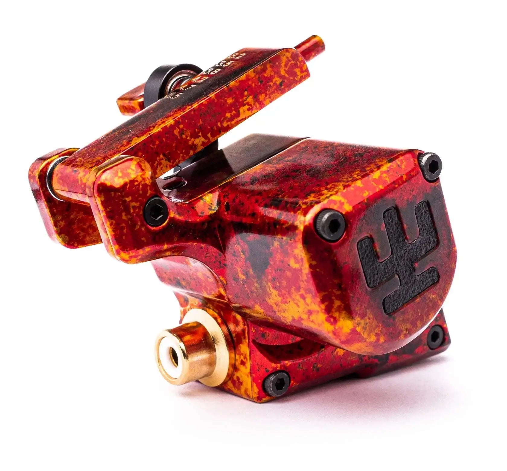 VLAD BLAD Avenger 2 Pro Firestarter Tattoo-Maschine mit lebhaftem rot-orangefarbenem Flammenmuster und schwarzem stilisiertem Logo