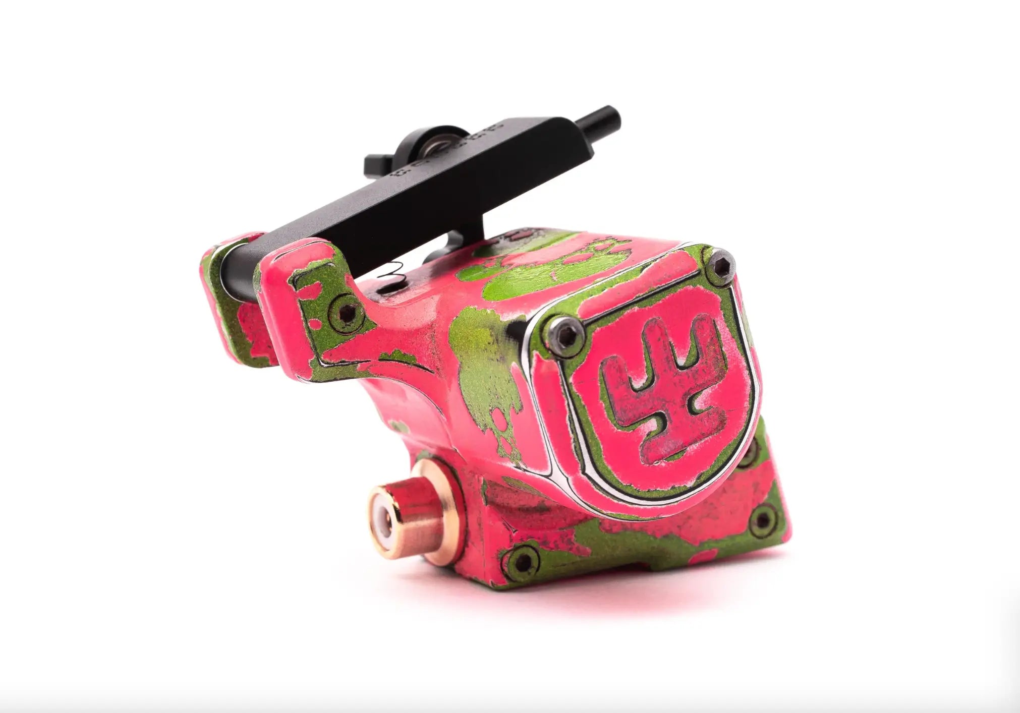 Auffällige pink-grüne VLAD BLAD Avenger 2 Pro Tätowiermaschine mit einem metallischen Emblem von Shpigel