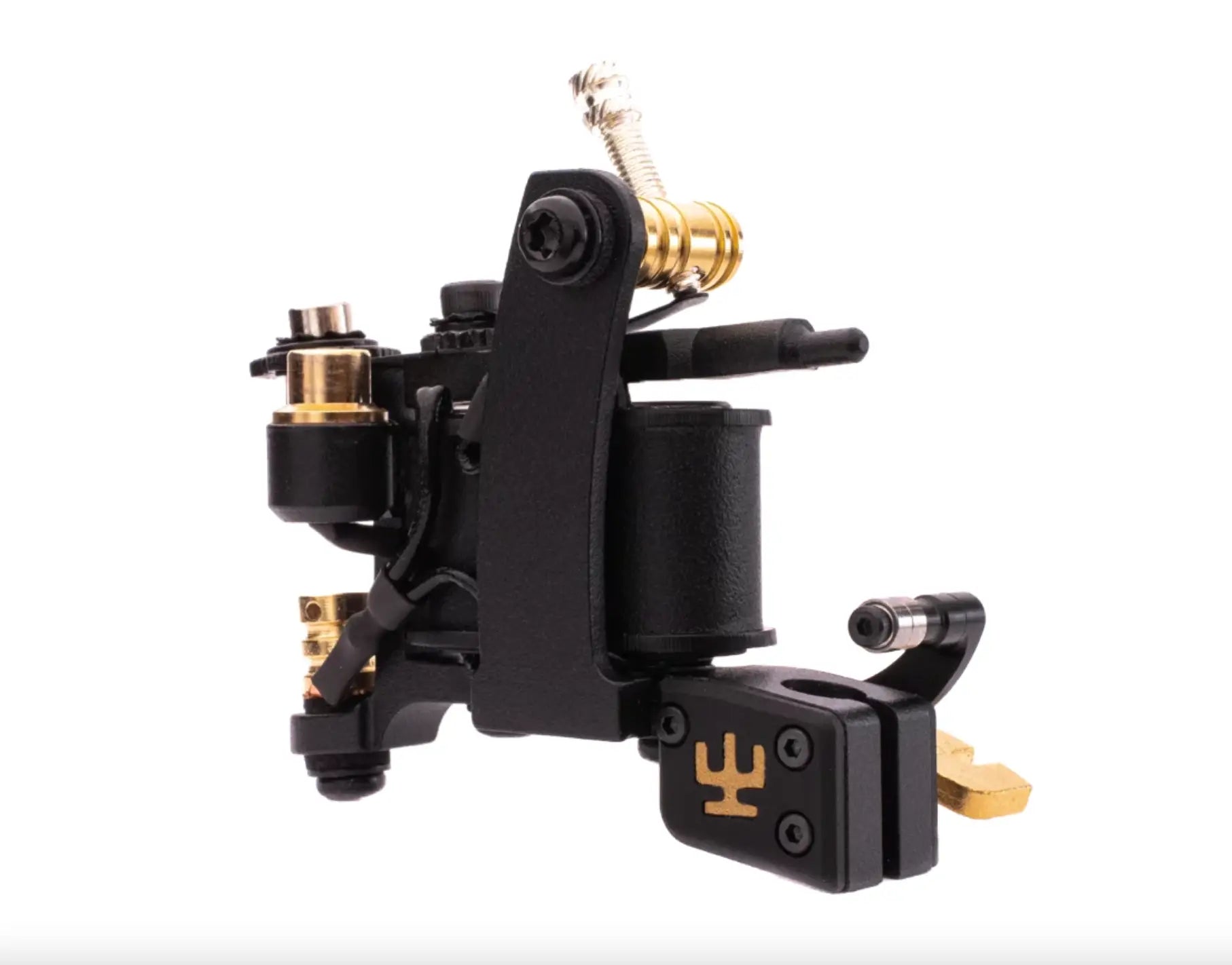 Schwarze und goldene VLAD BLAD Coil-Tätowiermaschine mit Messingakzenten und ergonomischem Design für präzise Linierarbeiten