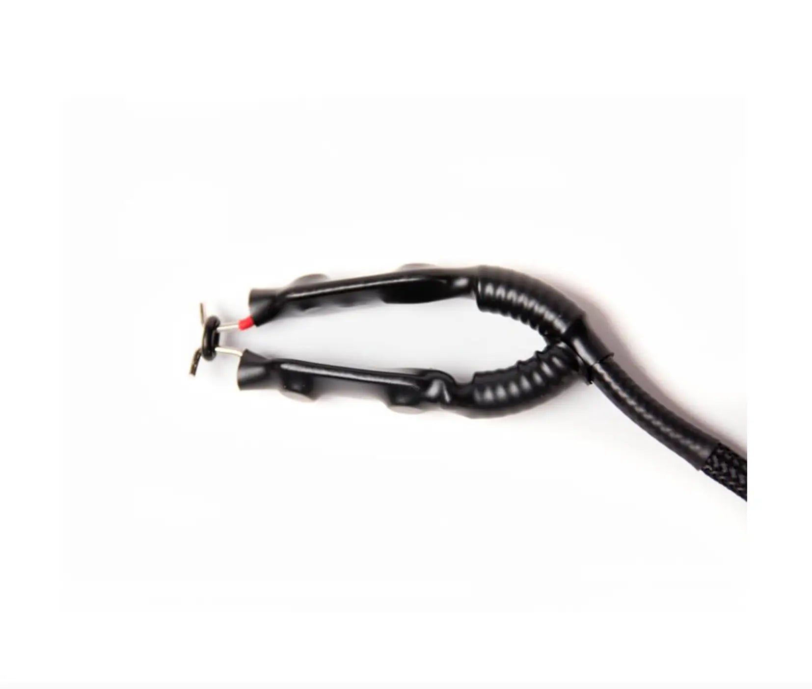 Black braided vlad blad rca adaptor cable with textured ergonomic grip and metallic connectors for audio use