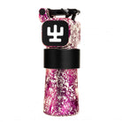 Eine lebhaft pink-weiß gesprenkelte ultrav pro vlade blad Wasserflasche mit schwarzer Kappen-Logoplatte und Griff