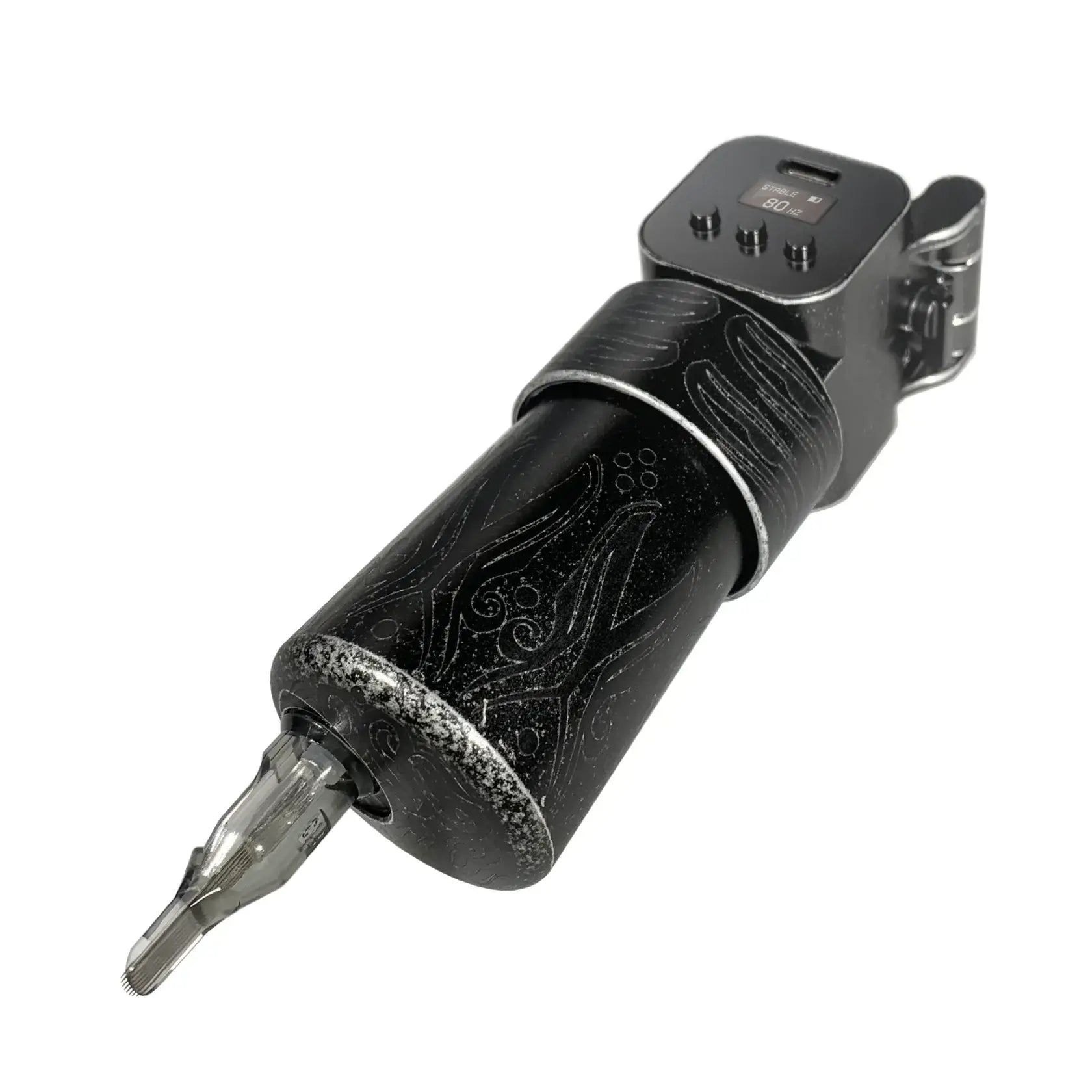 Schwarze Tätowiermaschine mit silbergravierten Designs und metallischer Nadel-TIP vladd blad ultron 4 pro von sadhakaya