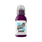 Eine elegante dunkelviolette 30ml-Flasche mit world famous limitless Tattoo-Farben medium purple 2, klarem Kunststoffdeckel und minimalistischem Etikett